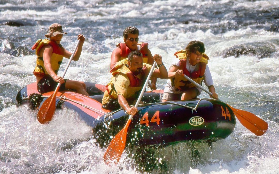 Faire du rafting : Conseils pour les débutants